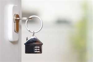 Home Slotenmaker Amsterdam die sloten professioneel installeert en reparaert aan residentiële en commerciële deuren
